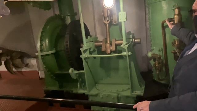 Крейсер «Аврора»: музей, Экскурсия в машинное отделение. смотреть онлайн