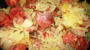 Гуляш из говядины с грибами