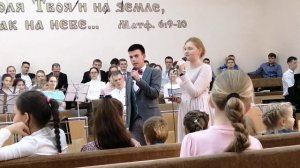 СИЯЕТ ПЛАТЬЕ НА ТЕБЕ (Солнца луч скользнул) | Христианская свадебная песня