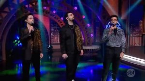 Il Volo canta “Como Vai Você" - Roberto Carlos | The Noite (14/03/23)