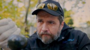 Покраска ограды и уход за могилой.