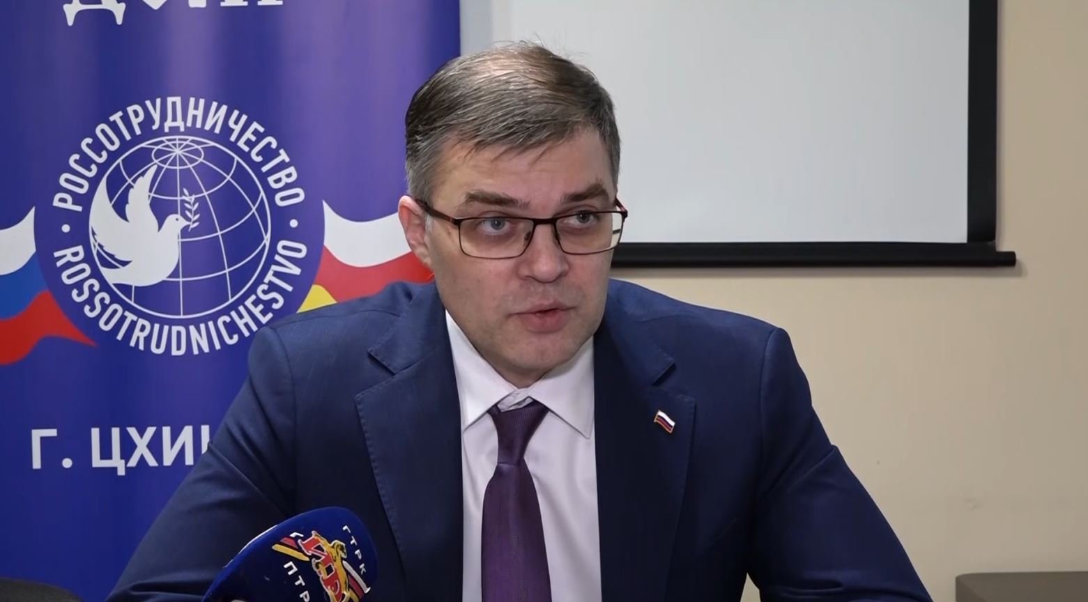 В Москве наградили победителей конкурса «Лучшая школа за рубежом – 2023»
