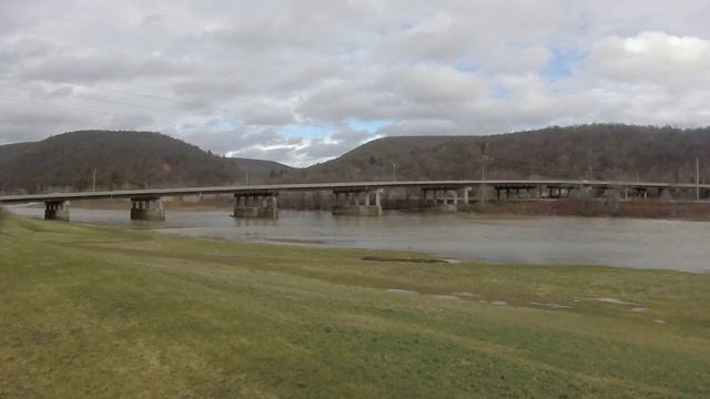 Gibson Bridge Time Lapse смотреть онлайн