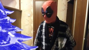 Новогоднее поздравление от ДЭДПУЛА (deadpool) (озвучка Пётр Гланц) . С Новым Годом! #marvel