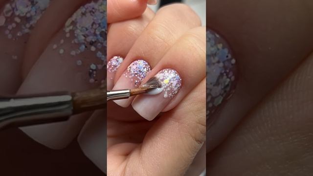 Маникюр невесте? #дизайнногтей #идеиманикюра #маникюр #френч смотреть онлайн