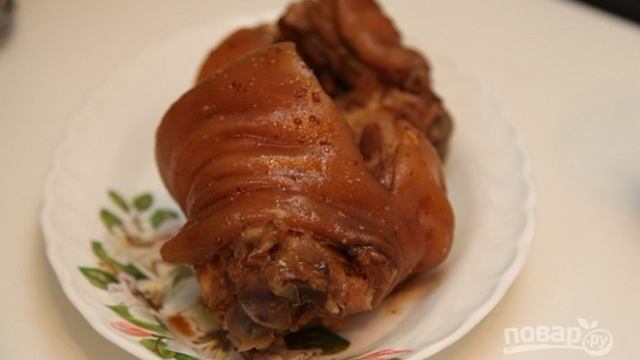 Свиная рулька в пиве по-баварски