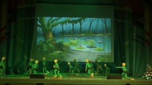 "Танец лягушат". Группа "Звёздочка". Студия современного танца "Палитра".