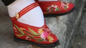 5 диких традиций, которые калечили женщин разных стран мира!