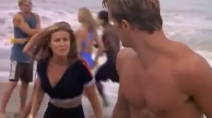 Carmen Electra - Baywatch (Stretching)