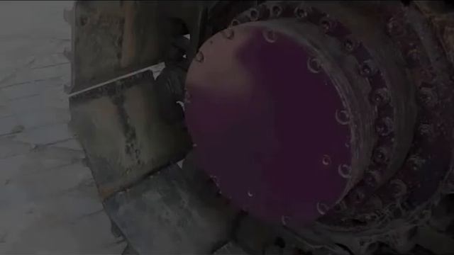 13. Порядок замены масла редуктора привода хода на экскаваторе ЧЕТРА ЭГП-230 смотреть онлайн