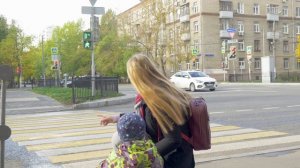 Как правильно переходить дорогу на пешеходном переходе