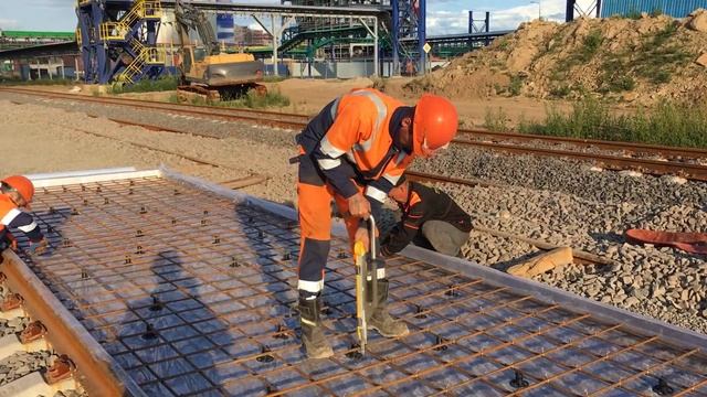Устройство арматурного каркаса  пистолетом для вязки арматуры Wacker Neuson DF 16