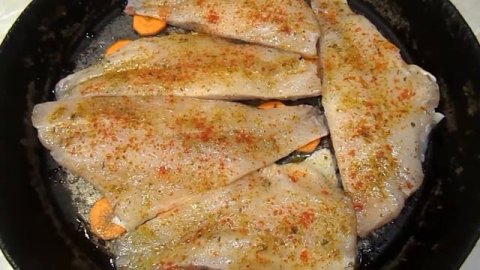 МОРСКОЙ ОКУНЬ В ДУХОВКЕ. САМЫЙ ВКУСНЫЙ И ПРОСТОЙ РЕЦЕПТ.