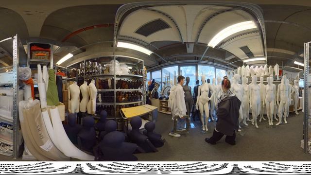 360° | Gestalter*in für visuelles Marketing bei Peek & Cloppenburg смотреть онлайн