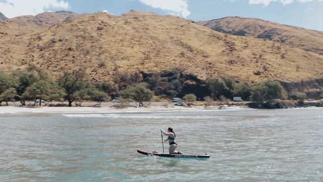 Paddle Boarding in Hawaii смотреть онлайн