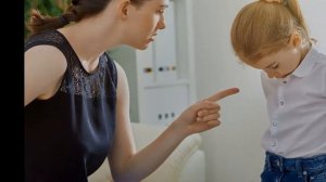 Чего родители не должны говорить своей дочери