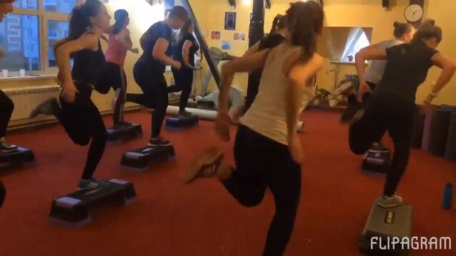 Фитнес-студия TONUSCENTR "УСПЕХ" инструктор групповых программ Ирина Шишова.Upper BODY