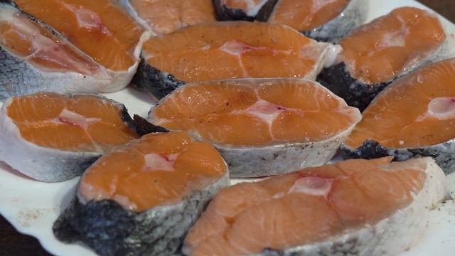 Червона риба на сковороді,Запечена Червона Риба,Як жарити рибу,Як запекти рибу,риба на сковороді смотреть онлайн