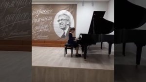 Байматова Нелли. Бах. Менуэт.