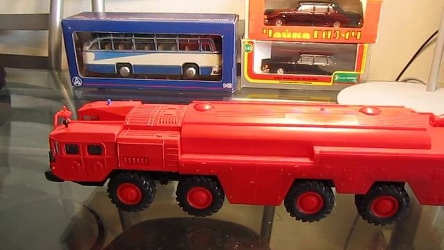 1:43 Elekon Maz MAZ-543 / 7310 Firetruck