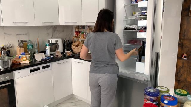 ВЛОГ?? Я сама решу, что покупать! рецепт домашнего хлеба | чищу духовку | Жизнь в Германии