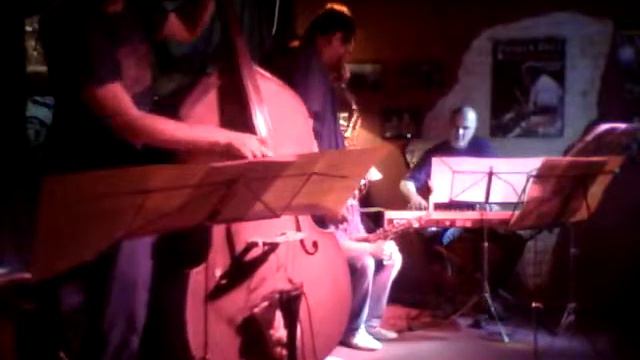 Dimitar Liolev & Yaniv Nachum @ Swingin' Hall смотреть онлайн