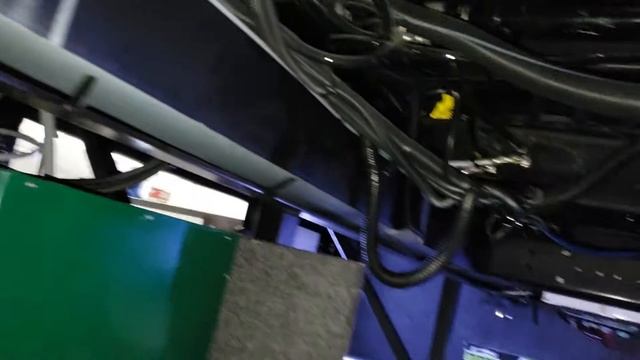 Oasis engine preheat install on 2019 Dutch Star смотреть онлайн