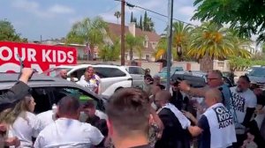 В начальной школе Лос-Анджелеса произошла массовая драка