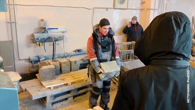 Тест экзоскелета Проще ли в нём поднимать тяжести смотреть онлайн