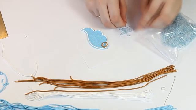 Серьги "Кружевные крылья" из FIMO смотреть онлайн