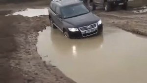 Внедорожники на бездорожье Тест драйв Туарег Хаммер