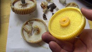 Ремонт редуктора электромясорубки, 3д печать шестерней.