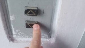 Раритет! Нерабочий лифт Строммашина + Лифт МЛМ с табло ТИМ-2 в офисном здании