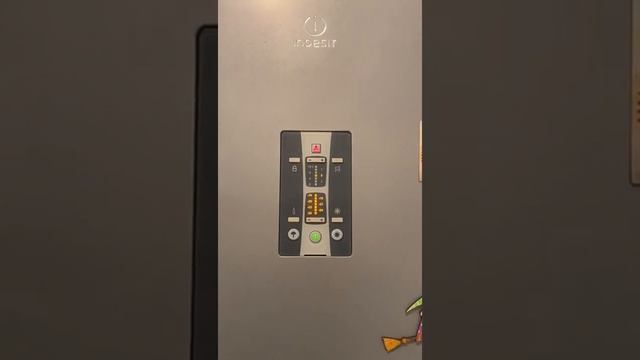 Работает все исправно но пищит и моргает восклицательный зна... смотреть онлайн