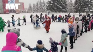 Площадь Весенняя в улыбках