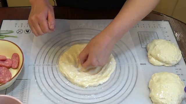 Вот ТАК нужно готовить ТЕСТО ДЛЯ ПИЦЦЫ! Быстрая пицца за 15 минут в духовке смотреть онлайн