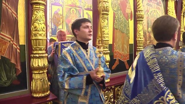 День Феодоровской иконы Божией Матери. Божественная литургия смотреть онлайн