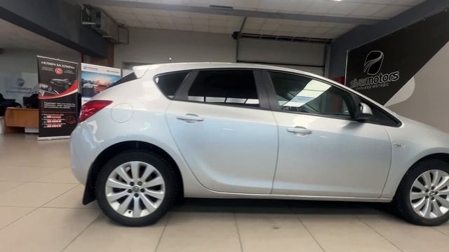 Opel Astra '2011 J смотреть онлайн