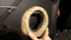 Дверь Нива ч 3 Установка дверной карты, подиума под акустику и пр.