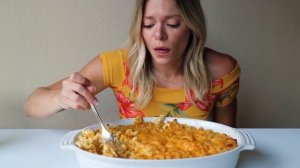 Cheesy Southern Mac and Cheese MUKBANG + Recipe | No Talking (talking removed)