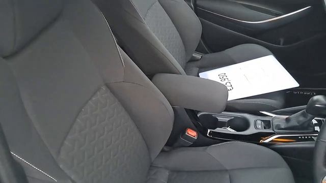 2022 Toyota Corolla Luna Hatchback смотреть онлайн