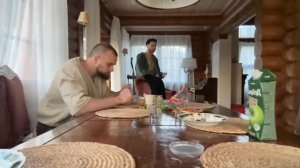 РОМАНТИЧЕСКОЕ СВИДАНИЕ / Кореш, Парадеевич, FRAME TAMER, Exile и Данила Горилла