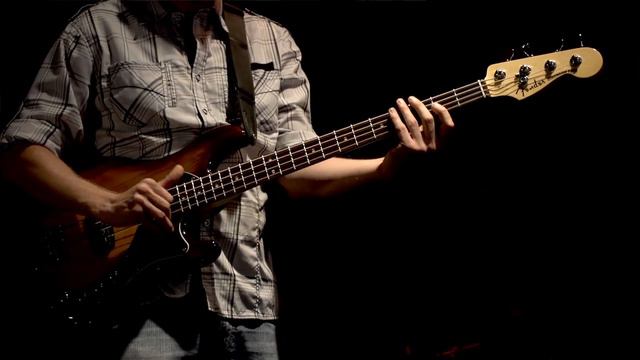 Vince Van Trigt on the Fender American Deluxe Dimension Bass IV | Fender смотреть онлайн