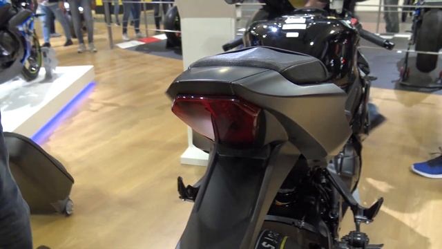 2020 Suzuki GSX-R 1000 Walkaround - EICMA - Fiera Milano Rho смотреть онлайн