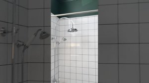 Необычная ванная в ретро-стиле с «душем Фрекен Бок»! Нравится дизайн?
