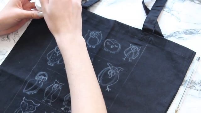 DIY: СУМКА-ШОППЕР СВОИМИ РУКАМИ || РИСУЮ НА ШОППЕРЕ АКРИЛОВЫМИ КРАСКАМИ || КАК РИСОВАТЬ НА ТКАНИ?