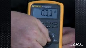 How to use your Fluke 88 V | Dave Hobbs | Tech Tip