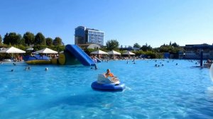 Сочи Адлер Аквапарк Амфибиус, бассейн водные горки аттракционы для детей на Черном море