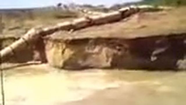 работа земснаряда у берега смотреть онлайн