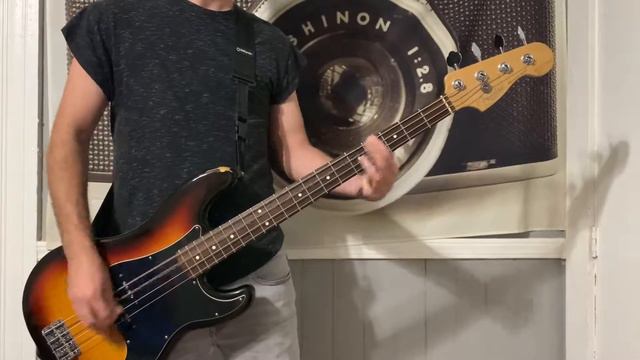 My Chemical Romance - Give ‘Em Hell Kid Bass Cover смотреть онлайн